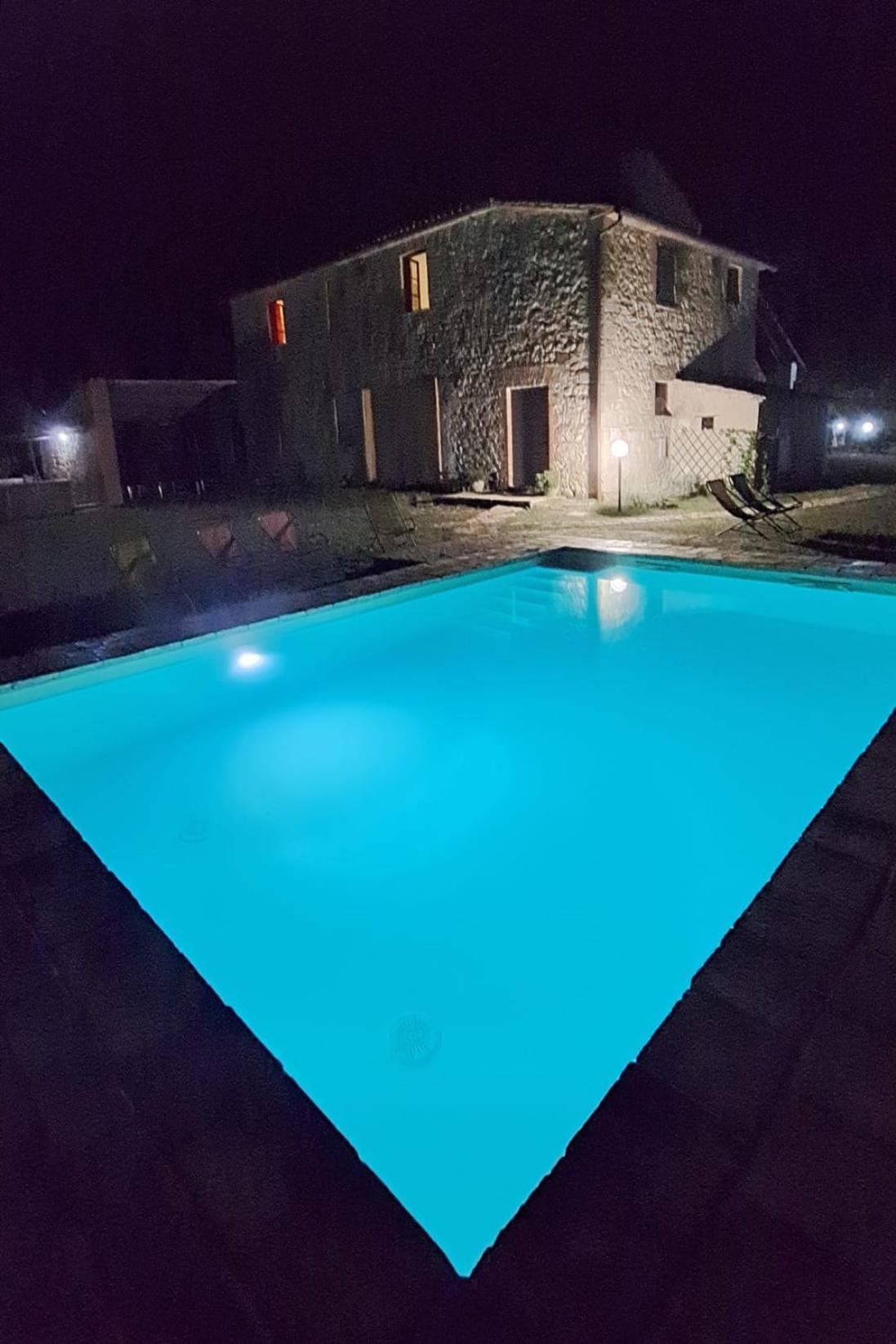 Casale Al Lago Con Piscina E Sauna Corbara  Bagian luar foto